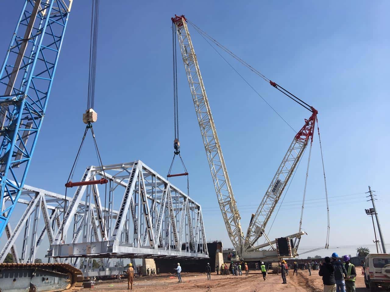 crane rental lajpat nagar